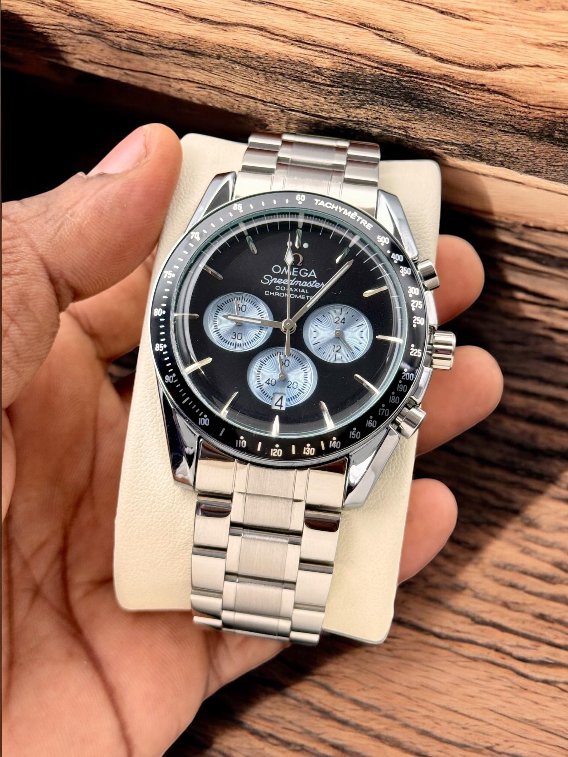 Omega Speedmaster Date