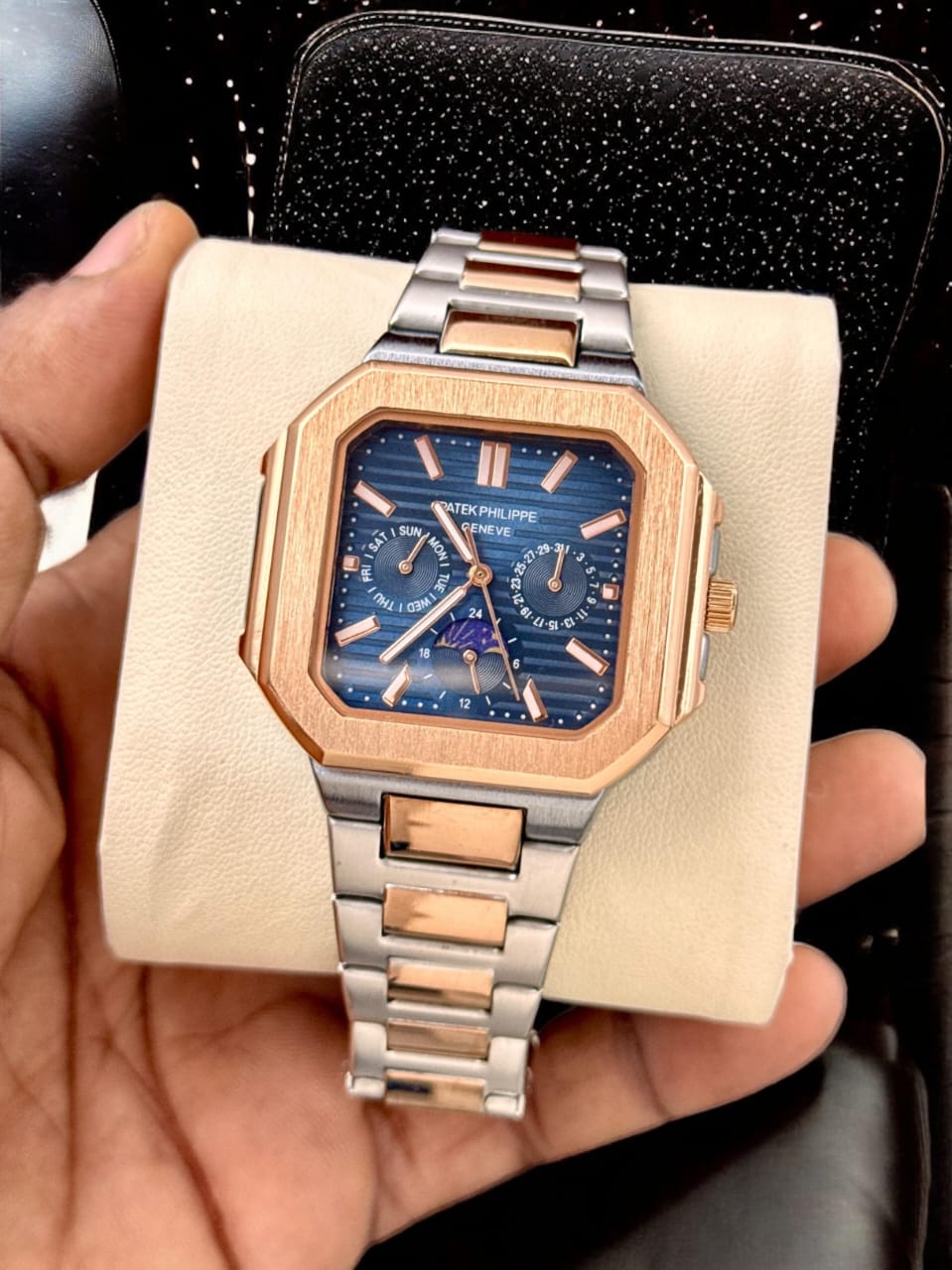 Patek Philippe Cubitus 5822P-001