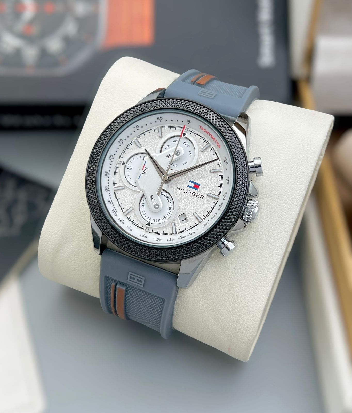 Tommy Hilfiger Modern.