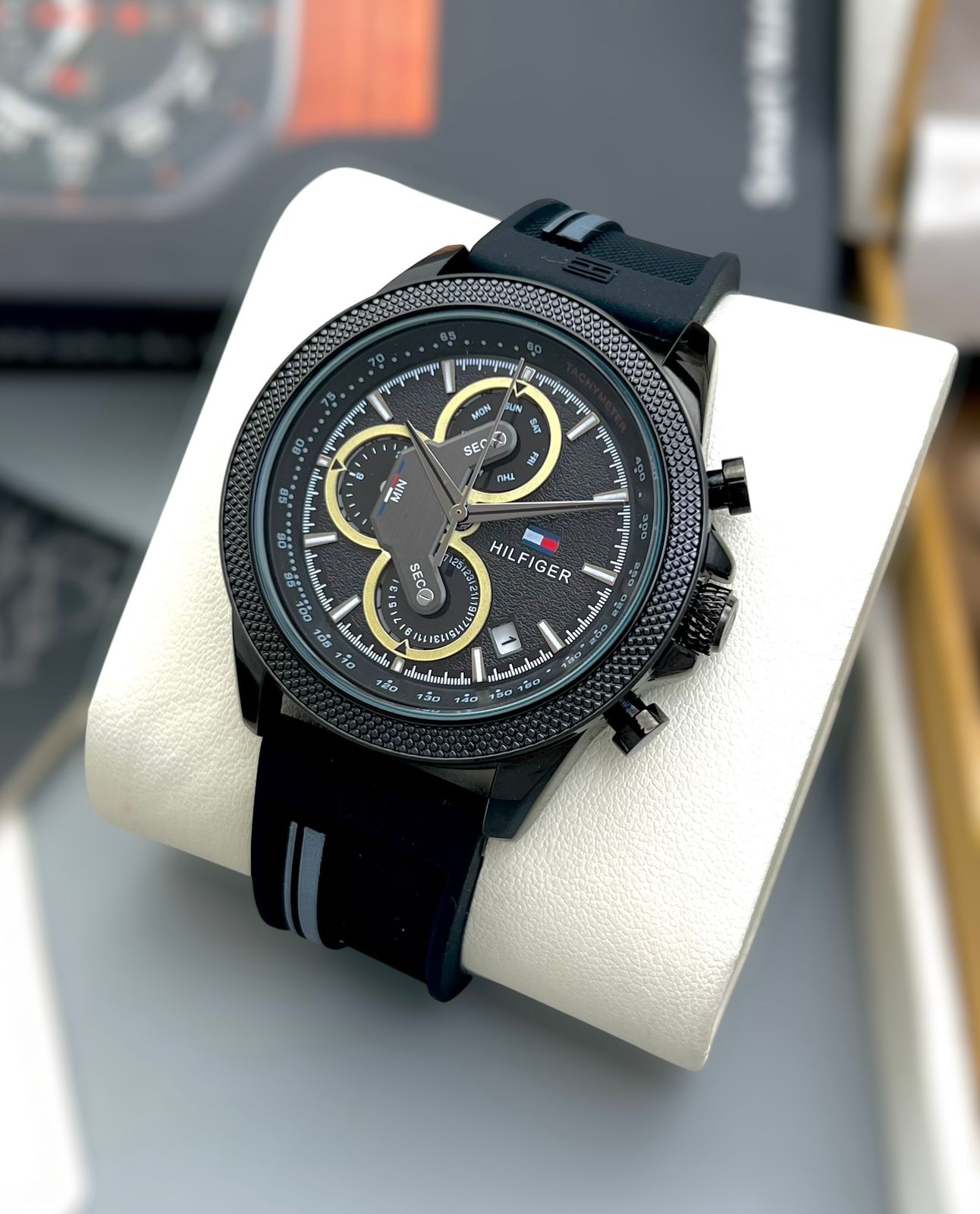 Tommy Hilfiger Modern.