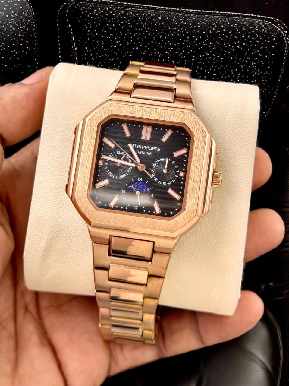 Patek Philippe Cubitus 5822P-001