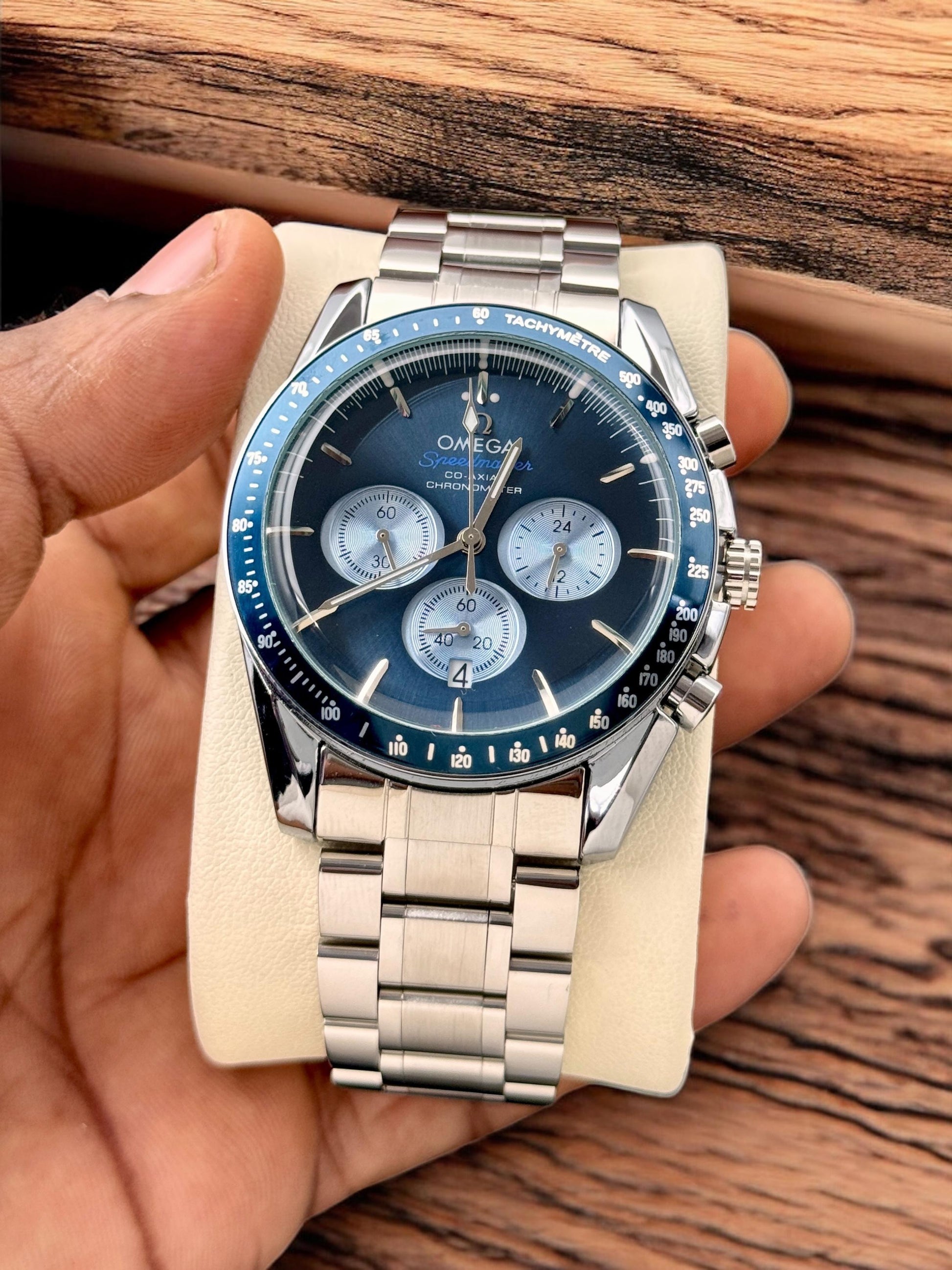 Omega Speedmaster Date