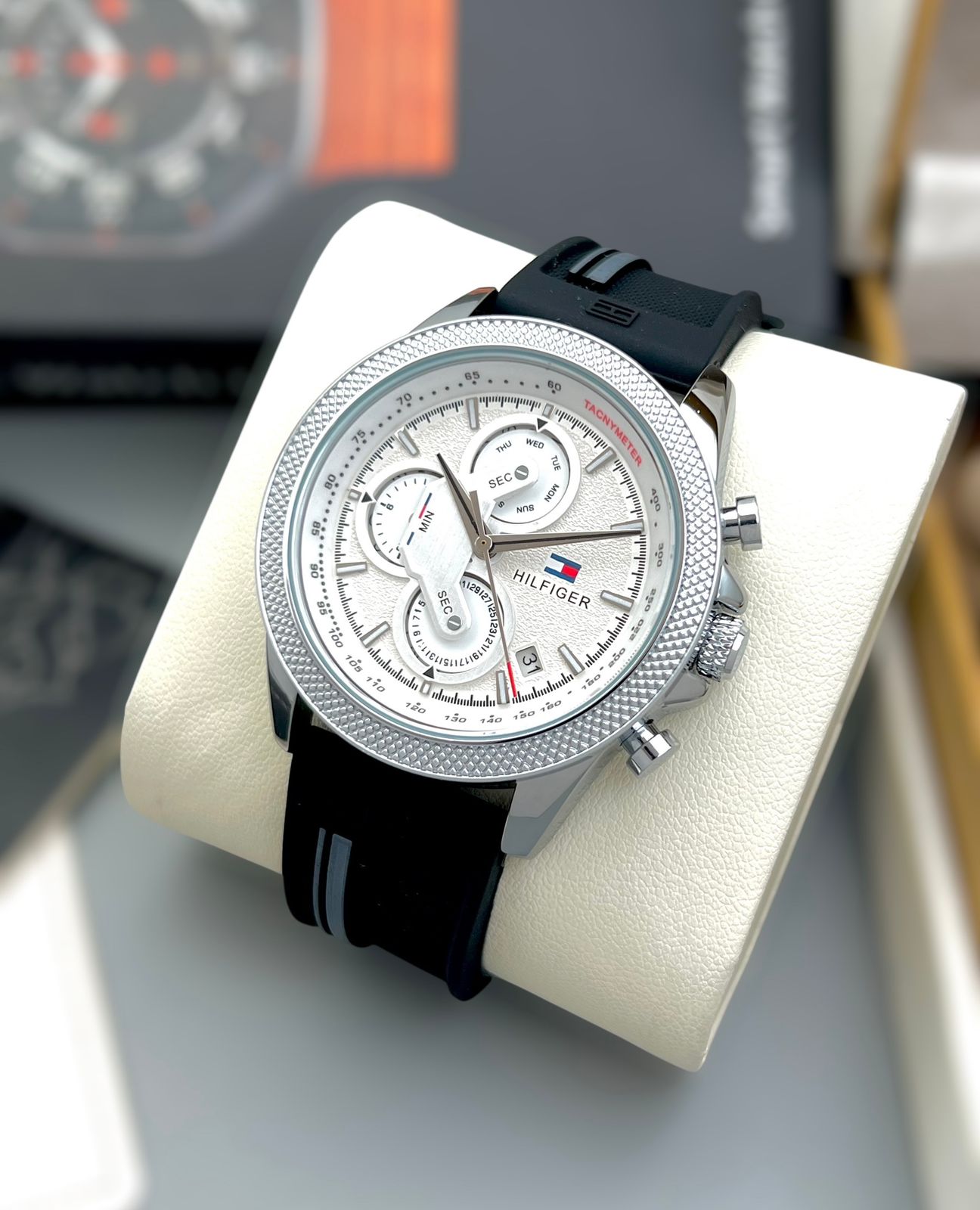 Tommy Hilfiger Modern.
